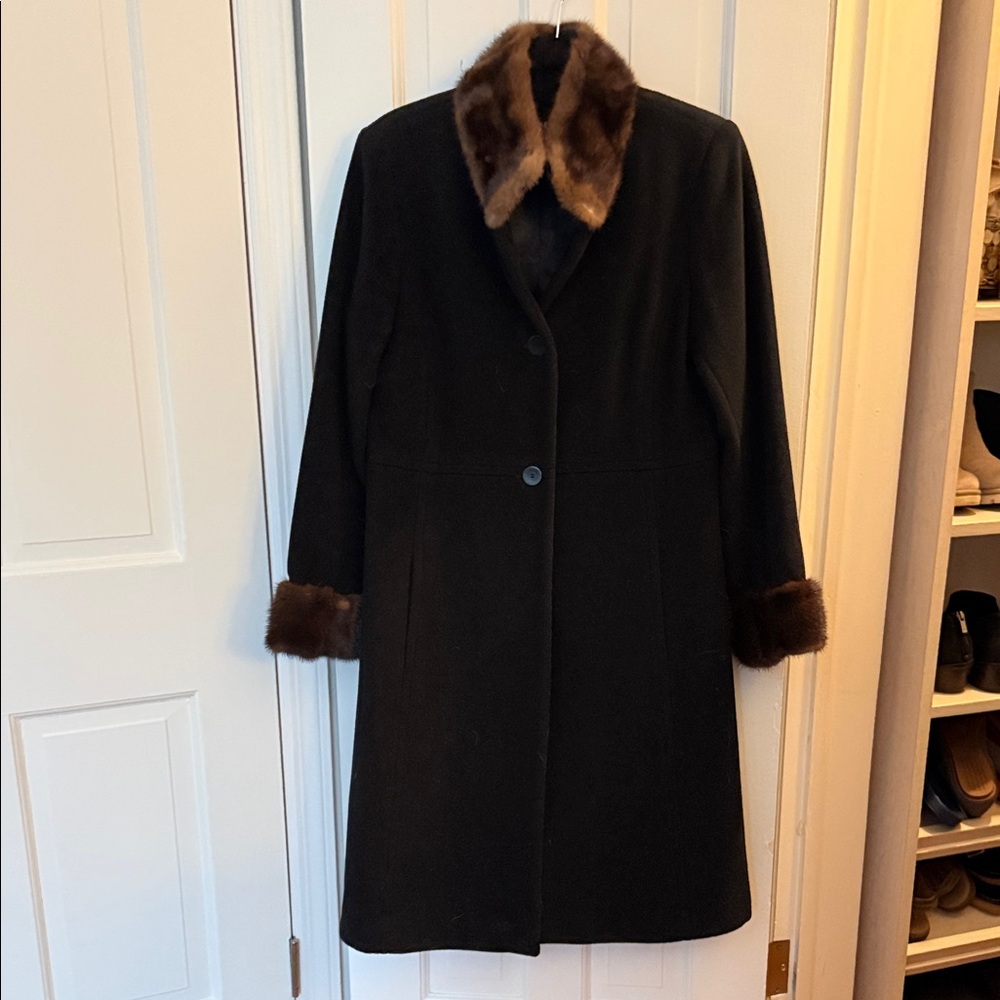 Elegant Black Coat with Mink Fur Trim